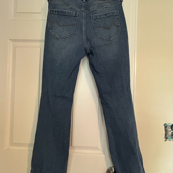 Cleo + Wolf Denim - Classic Blue Boot Cut Jeans for Women